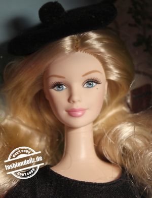 2012 Dolls of the World - France Barbie #X8420 
