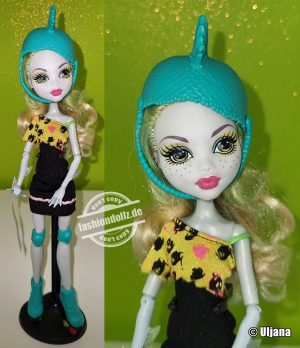 2012 Monster High - Skultimate Roller Maze Lagoona Blue   #X3673