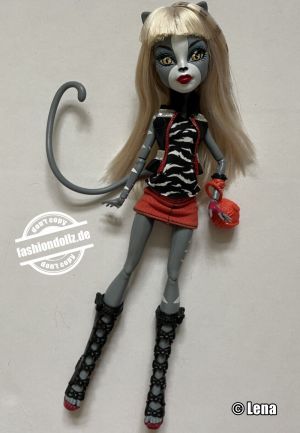 2012 Monster High Campus Stroll Sisters Giftset Meowlody & Purrsephone #W9215