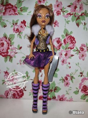 2012 Monster High Ghoul's Alive! Clawdeen Wolf  #Y0422