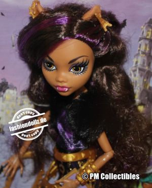 2012 Monster High Scaris City of Frights Clawdeen Wolf #Y0379