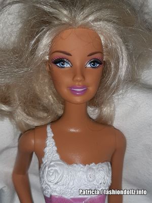 2012 Princess Barbie W2857