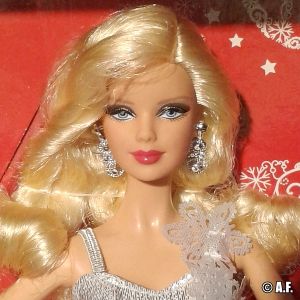 2013 Holiday Barbie, blonde #X8271 by Judy Choi