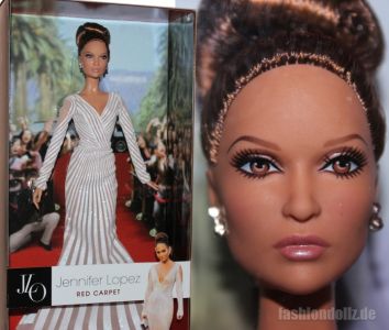 2013   Jennifer Lopez Barbie 'Red Carpet'