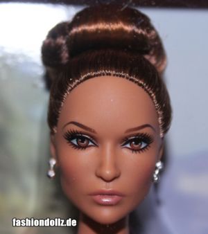 2013  Jennifer Lopez Barbie 'Red Carpet'