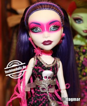 2013 Monster High - Power Ghouls Spectra Vondergeist as Polterghoul #Y7300