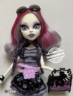 2013 Monster High - Scaris City of Frights Catrine DeMew #Y7295 