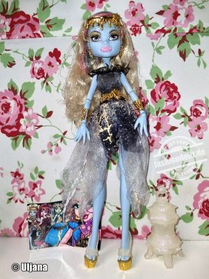 2013 Monster High 13 Wishes - Haunt the Casbah Abbey Bominable  #BBR94