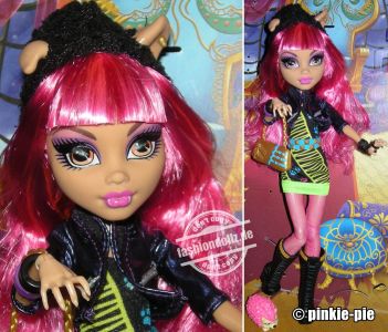 2013 Monster High 13 Wishes - Haunt the Casbah Howleen Wolf #  Y7710