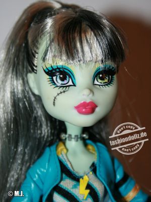 2013 Monster High Picture Day Frankie Stein Y7697