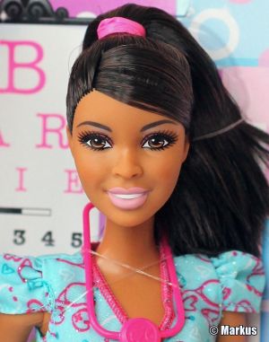 2014 Nurse Barbie AA BDT39