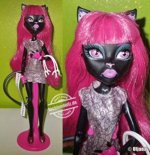 2014 Monster High - New Scaremester Catty Noir #BJM43