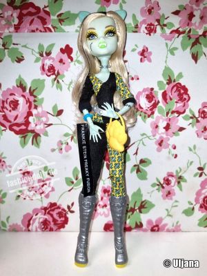 2014 Monster High Freaky Fusion - Fusion-Inspired Ghouls Frankie Stein  #CBP35