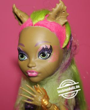 2014 Monster High Freaky Fusions Clawvenus #  BJR40