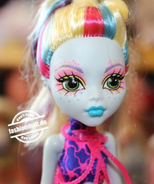 2015 Monster High Great Scarrier Reef – Glowsome Ghoulfish Lagoona Blue #DHB56