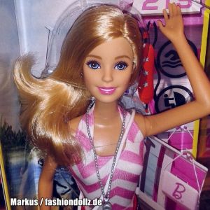 2015 Barbie Careers - Lifeguard CKJ83
