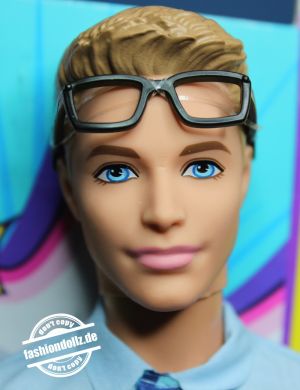2015 Barbie in Princess Power -    Reporter Ken #CDY63 