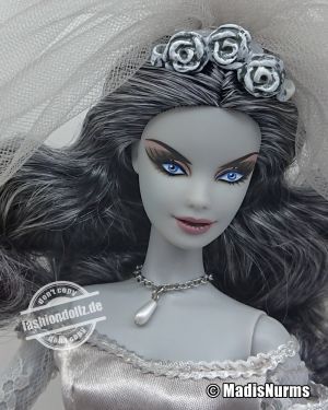2015 Haunted Beauty – Zombie Bride CHX12 