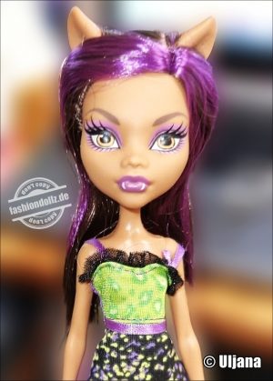 2015 Monster High - Dead Tired Basic Clawdeen Wolf #DPC43