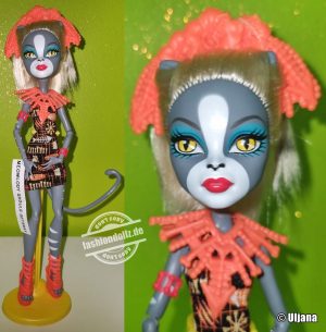 2015 Monster High Ghouls’ Getaway Meowlody #DKX96