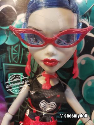 2015 Monster High – Love’s Not Dead Ghoulia Yelps #CKD81