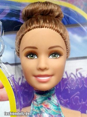2016 Barbie Careers - Ribbon Gymnast, brunette (Teresa)