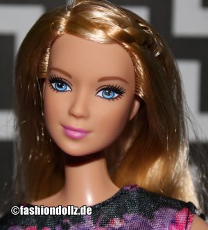 2016 Fashionistas #28 Barbie DMF30