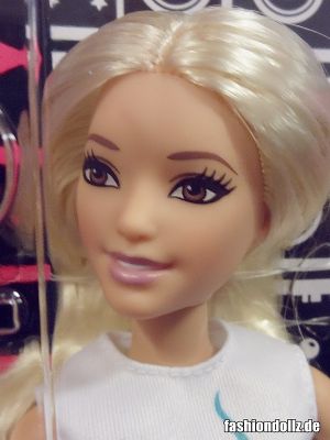 2016 Fashionistas #31 Barbie DPX67