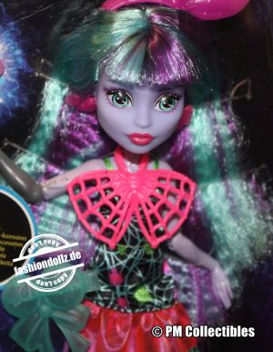 2016 Monster High Electrified – Monstrous Hair Ghouls Twyla #DVH71