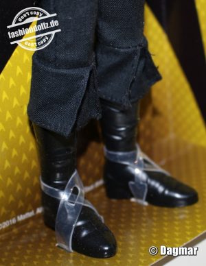 2016 Star Trek - Captain Kirk Ken Doll #DGW69  
