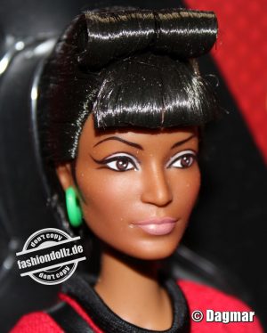 2016 Star Trek - Lieutenant Uhura Barbie Doll     #DGW70