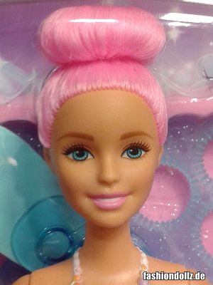 2017  Dreamtopia - Bubbletastic Fairy Barbie DVM95