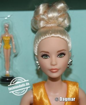 2017 Convention Couture Barbie, yellow #DWF62