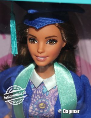 2017 Graduation Day Barbie Brunette #FTG78