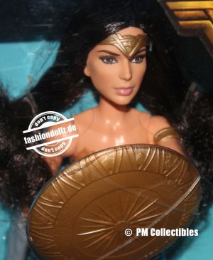 2017 Wonder Woman Shield Block #FDF39