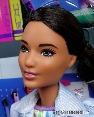 2018 Career Of The Year - Robotics Engineer Barbie, brunette FRM11