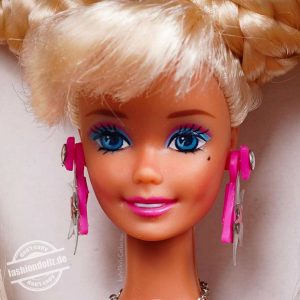2018 IDC - Comic Superstar Barbie by Magia 2000