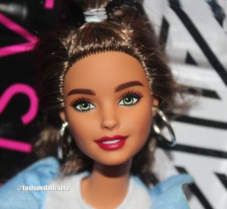 2019 Fashionistas #121 Barbie  FXL54