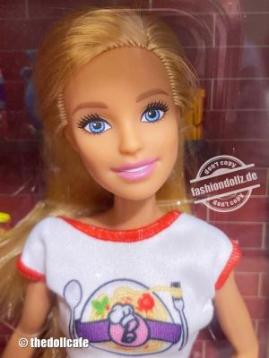 2019 Italian Chef Barbie Playset GFF56