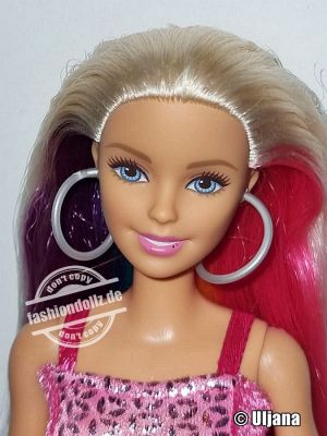 2019 Rainbow Sparkle Hair Barbie FXN96