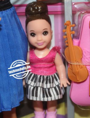 2019 You can be anything - Music Teacher Barbie FXP18 