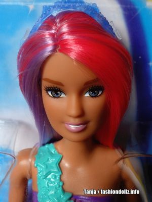 2020 Dreamtopia Surprise Mermaid Barbie GJK09