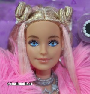 2020 Barbie Extra No. 3         #GRN28
