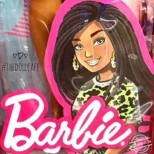2020 Fashionistas Barbie #144 GHW58
