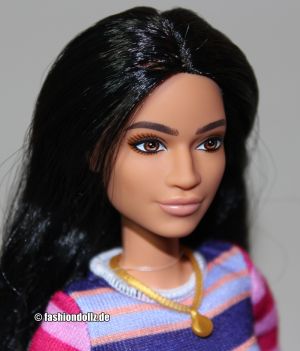 2020 Fashionistas Barbie #147      GHW61