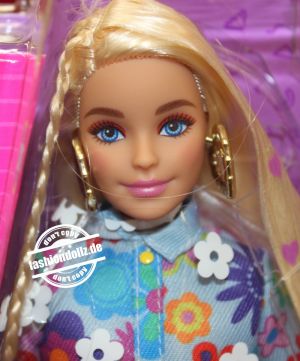 2021 Barbie Extra No.12 Flower Power  HDJ45   