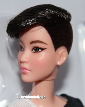 2021 Barbie Looks GXB29, Model #    3