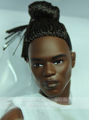 2021 Barbie Looks      GXL14, Model #4