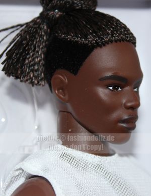 2021 Barbie Looks           GXL14, Model #4