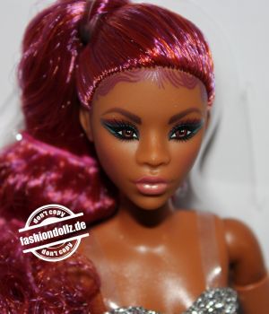 2021 Barbie Looks          HCB77, Model #7 (Tamika)